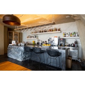 Click on the image to zoom-in