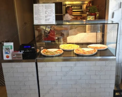 Palma Pizza εστιατόριο στο κέντρο της Βουλιαγμένης